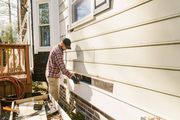 Trusted Emergency Siding Repair service in Greenville, FL - Creative Siding